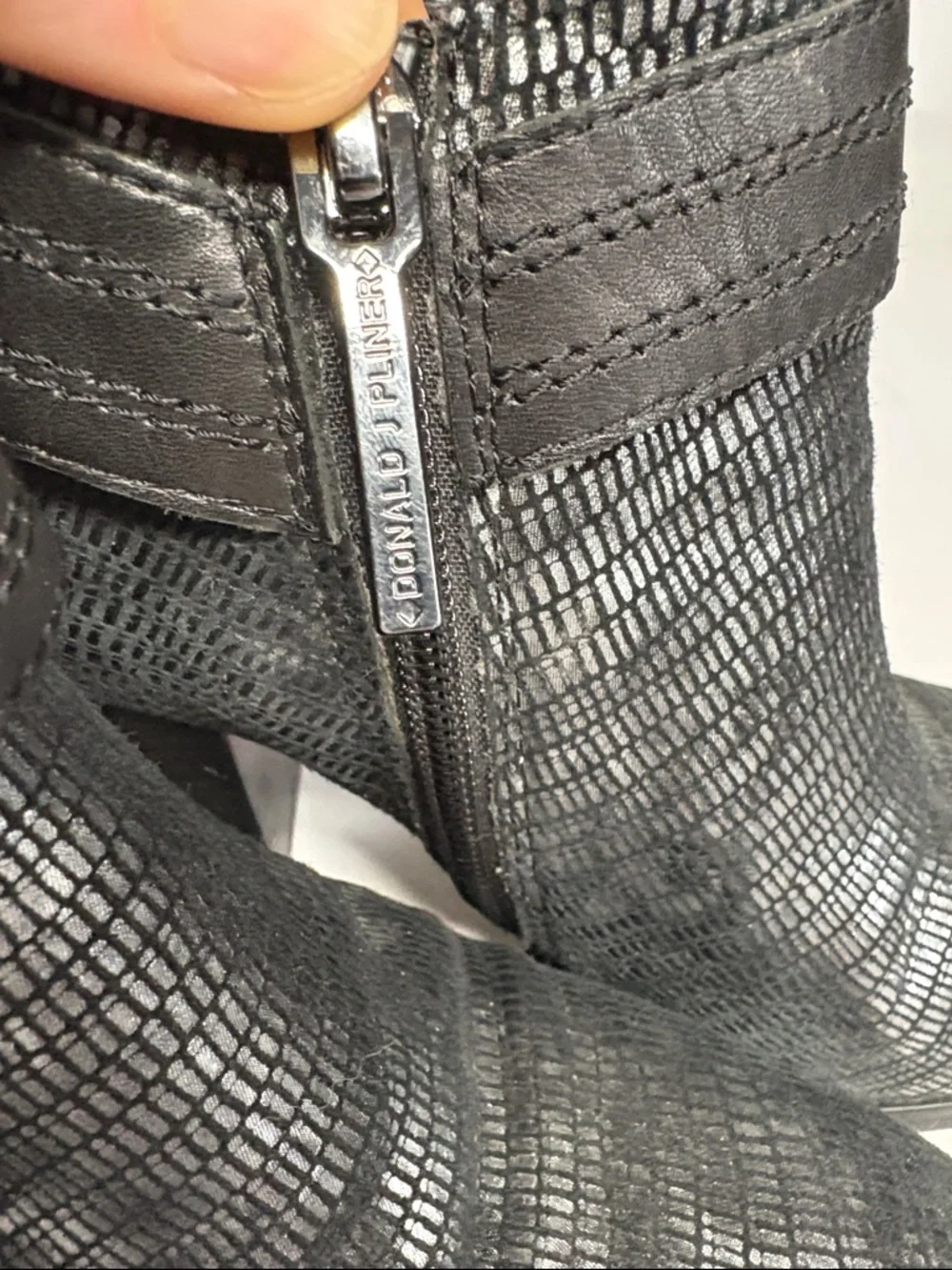 Donald J. Pliner Black Metallic Textured Leather heeled Ankle Booties 7